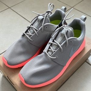 NWT Nike Roshe Run Asia Release “Mango 2” Men’s US7.5 511881-006